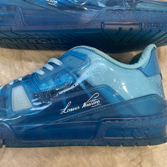 Louis Vuitton Trainer Sneakers - Picture 2 of 15